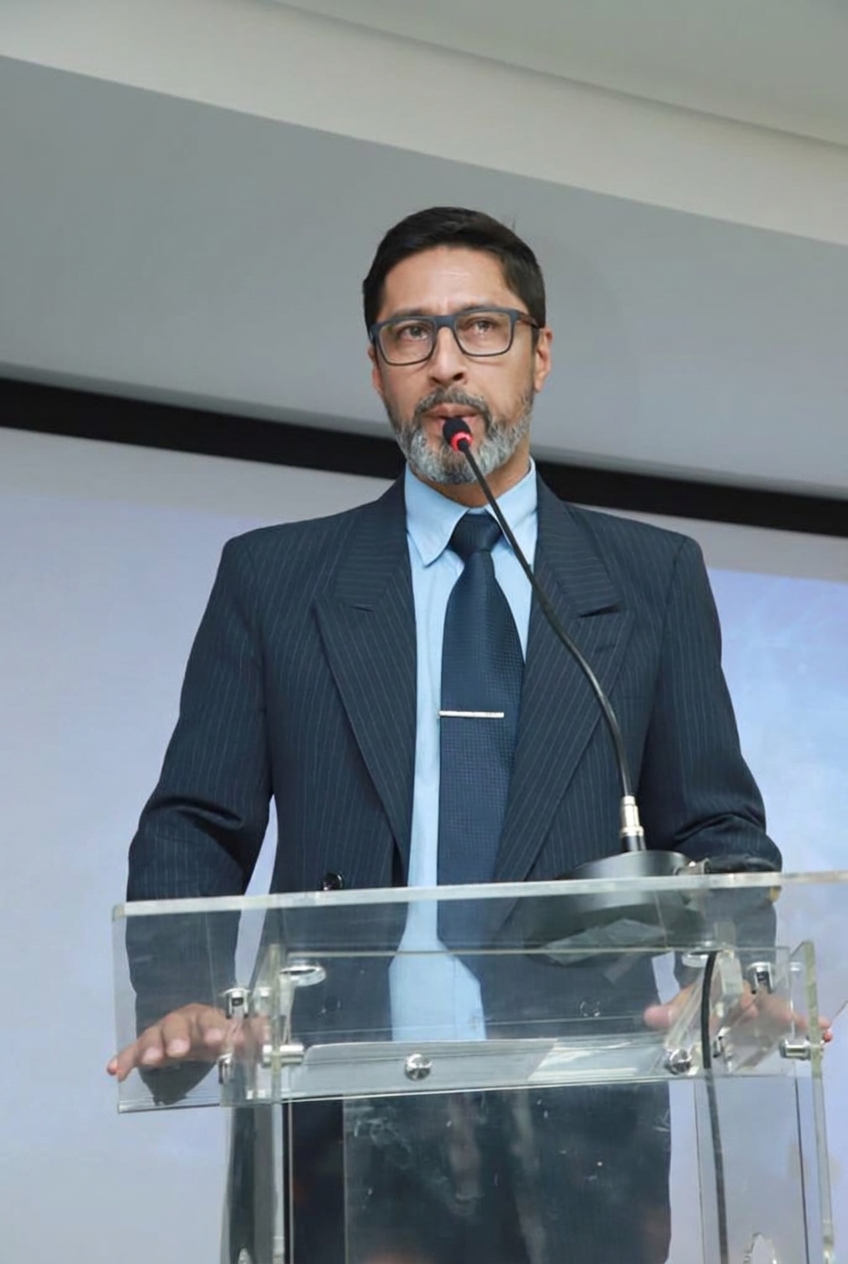 Claudio Souza, advogado, durante palestra